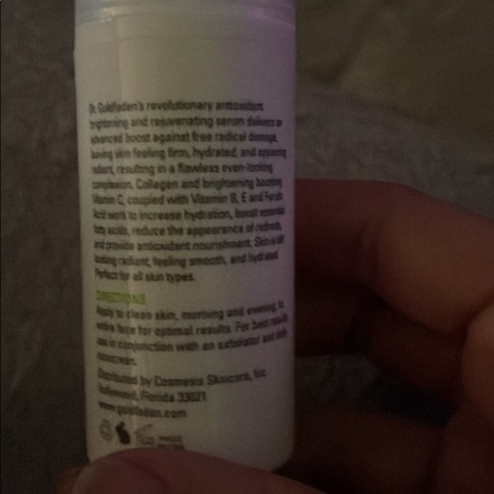 GOLDFADEN MD ELIXIR
Protect + Hydrate Brightening Serum